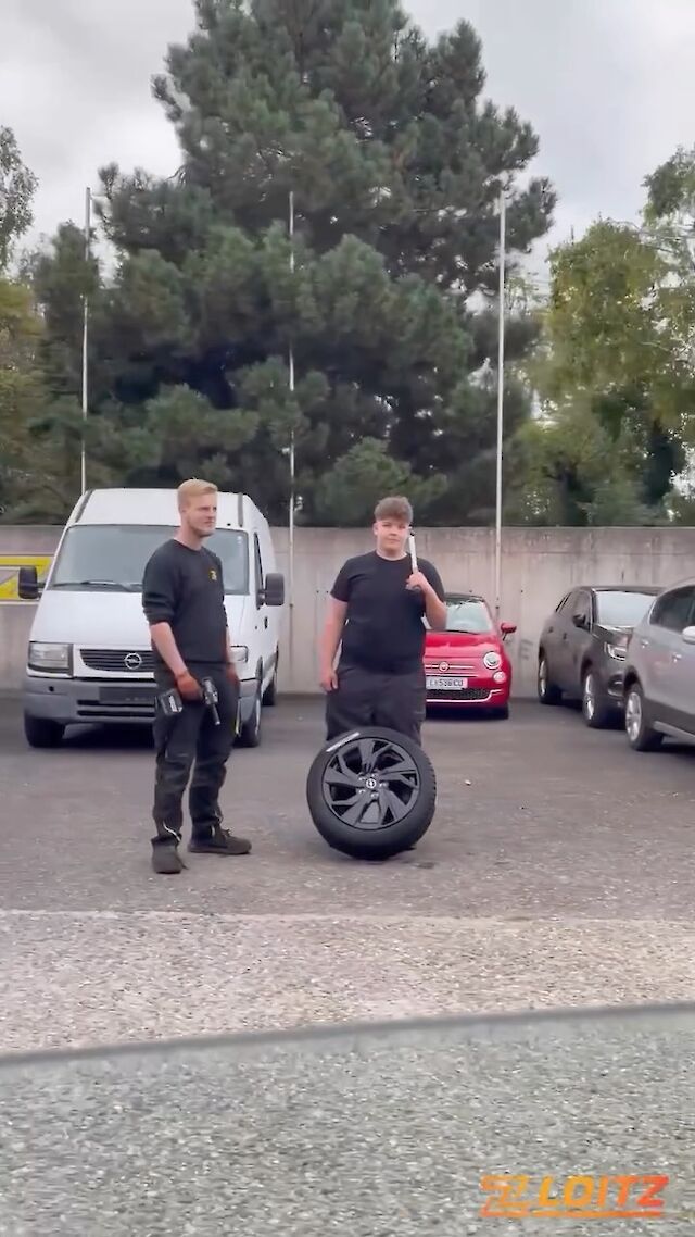 Manche sagen, die Beiden tauchen auf, sobald die Temperatur...